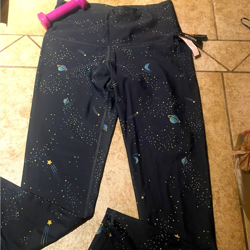 Victoria Secret Leggins NWT